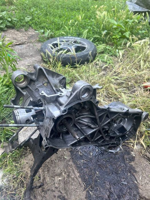 Мотор, картера ямаха джог 3kj