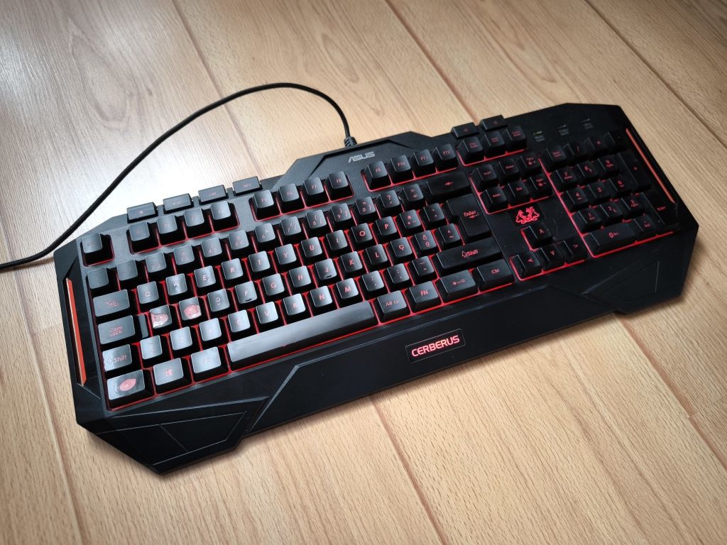 Teclado Asus Cerberus