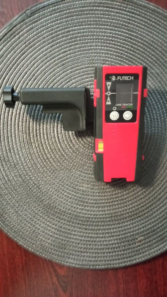 Futech Line Tracer Red/Green
