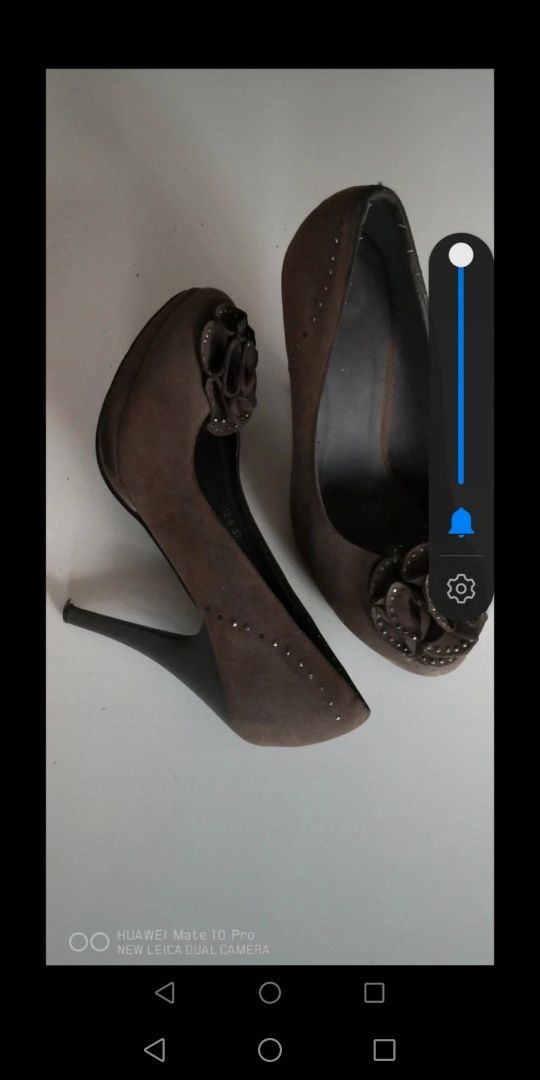 Buty damskie na obcasie