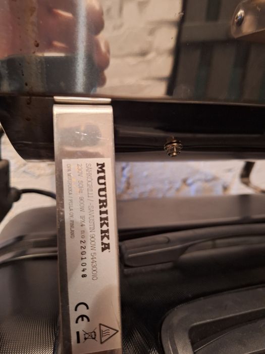 Mała wędzarnia grill Muurikka ze sterownikiem