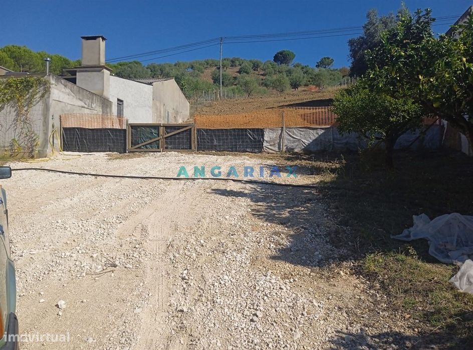 ANG1486 - Terreno para Venda em Batalha