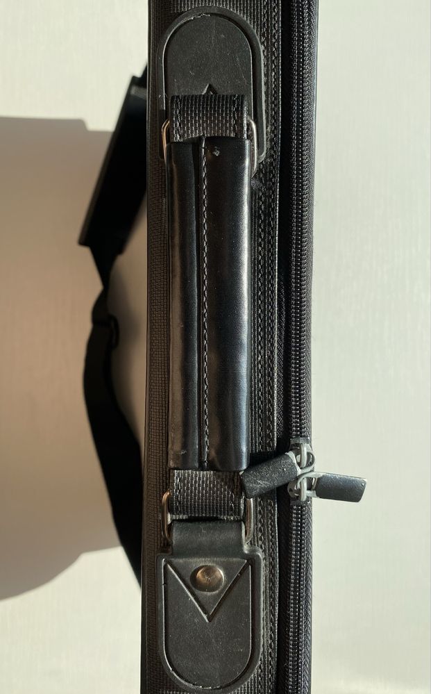 Etui na Laptopa czarne nowe