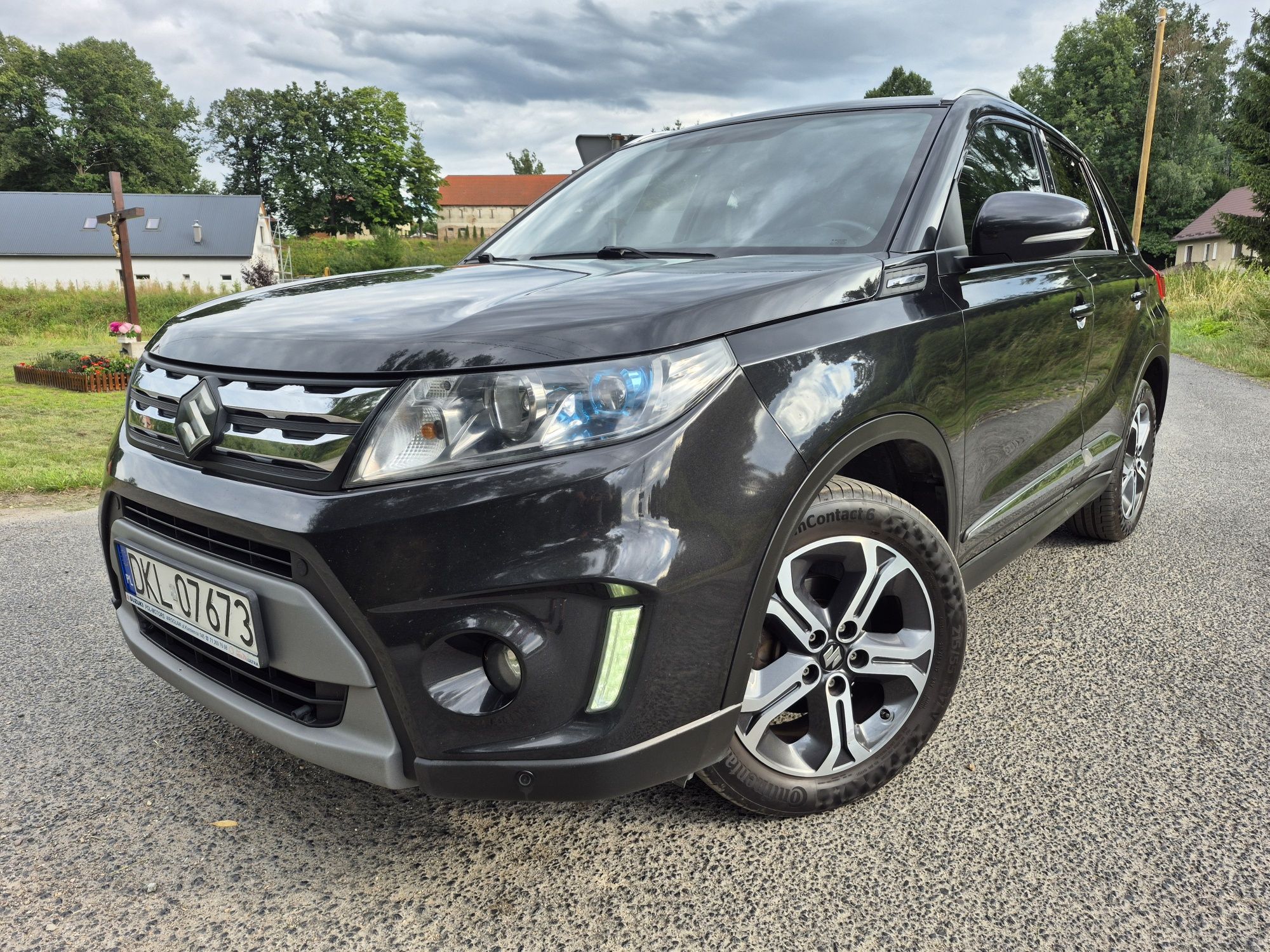 Suzuki Vitara 1.6 E 120 Koni Polski Salon Najbogatsze Wyposażenie XLed