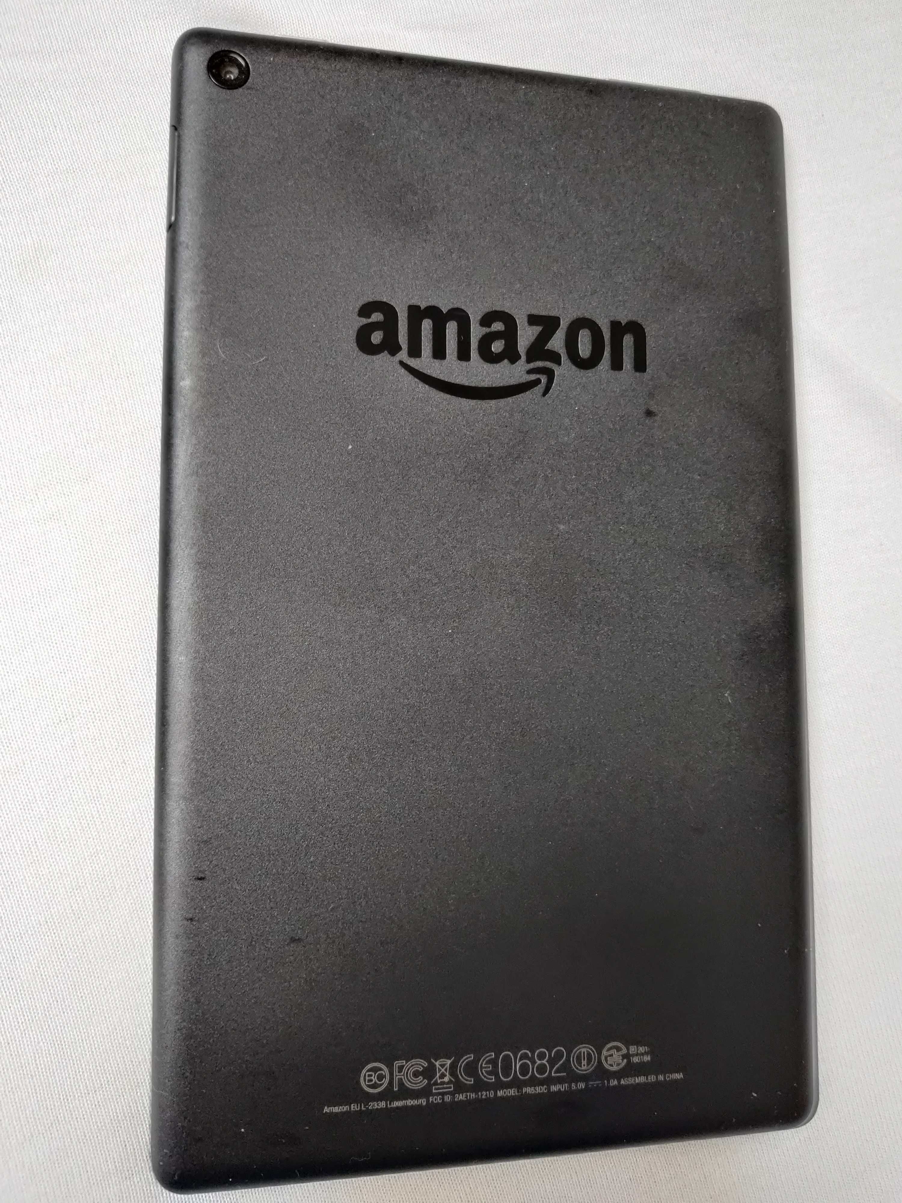 Tablet Amazon Kindle Fire HD 8 (generacja 6), etui, do czytania, gier