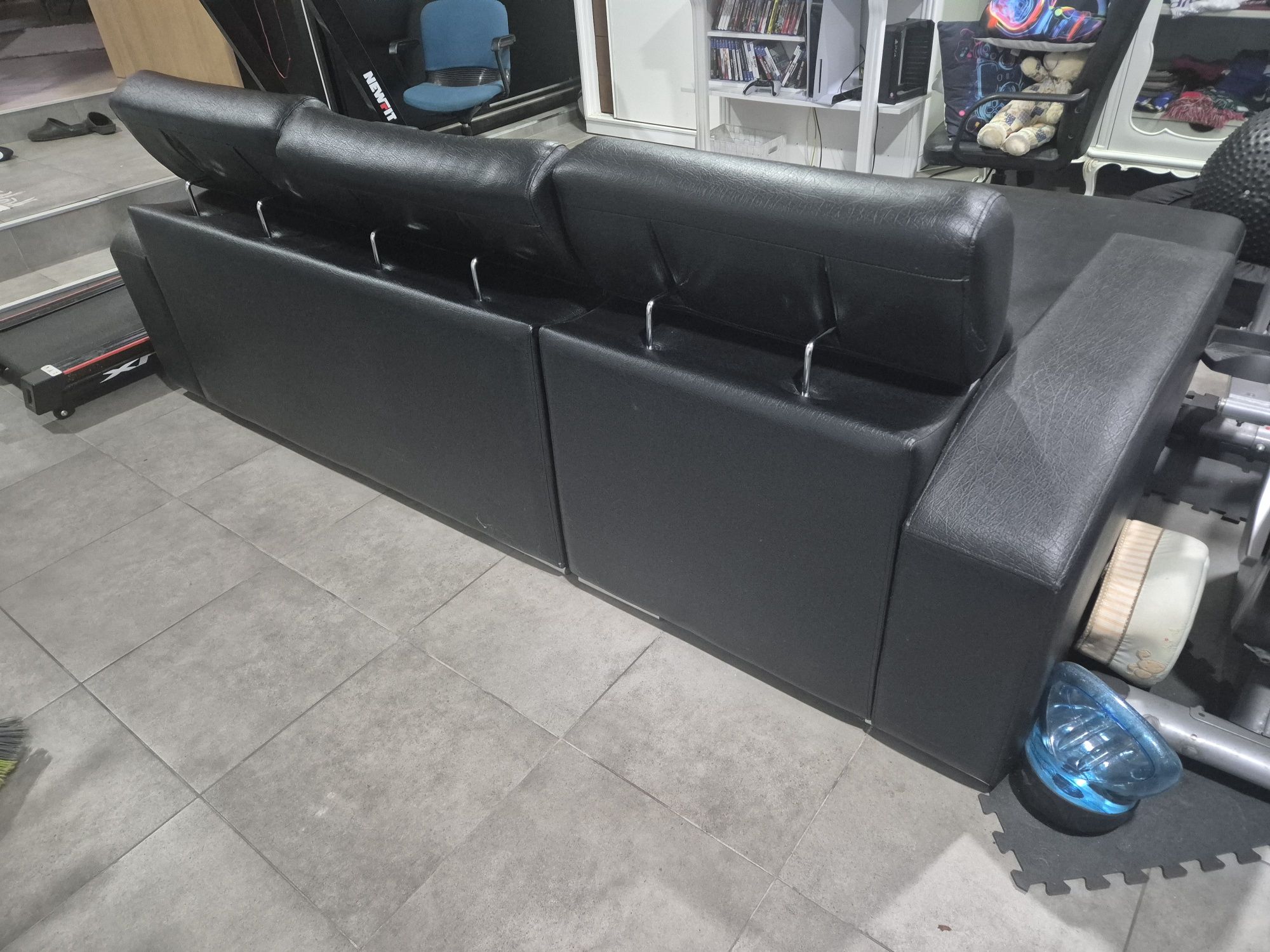 Sofá com chaise longue