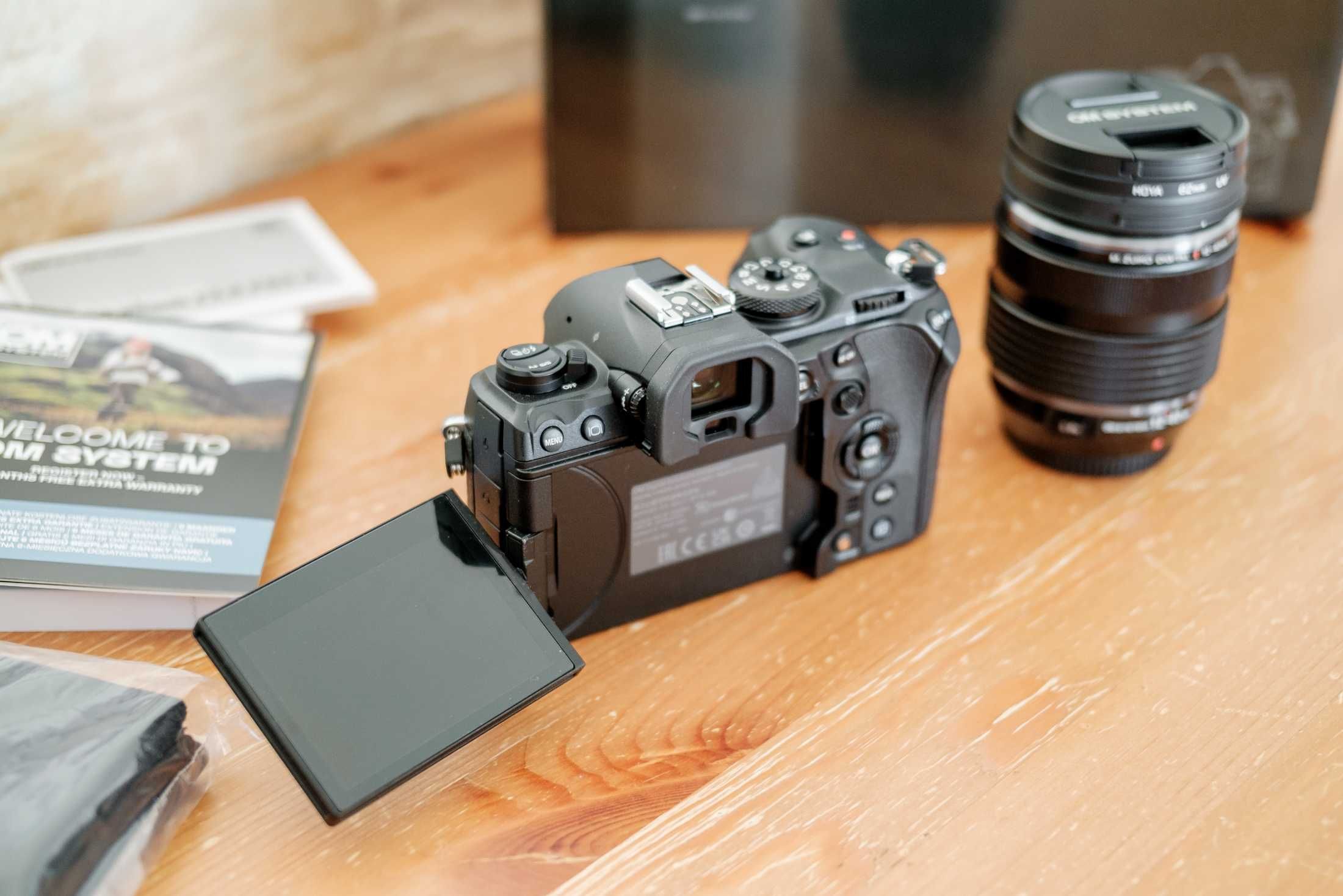 Olmypus OM SYSTEM OM-1 + OM 12-40mm f/2.8 PRO II c/ Garantia
