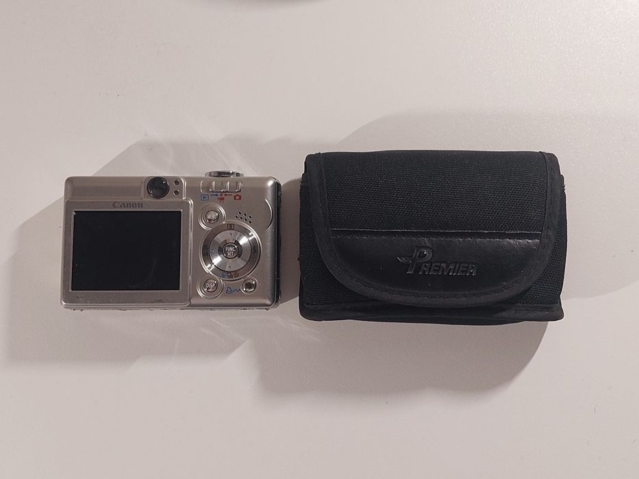 Мильниця Canon ixus 40