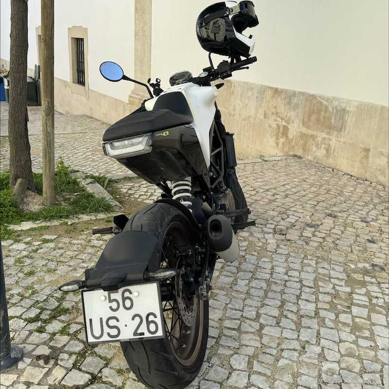 Husqvarna 401 Vitpilen de 2018 - Preço negociável