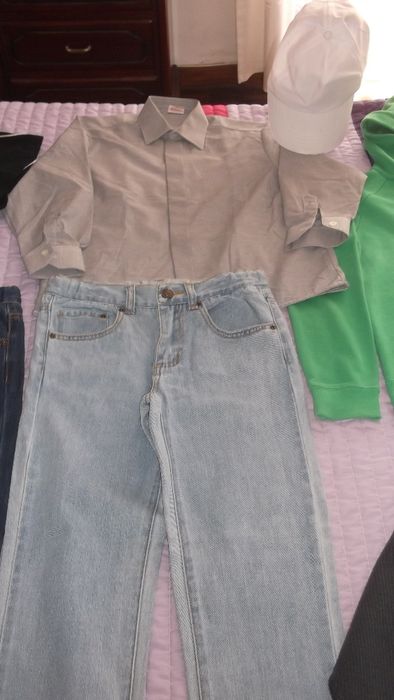 lote de roupa de menino o boné branco