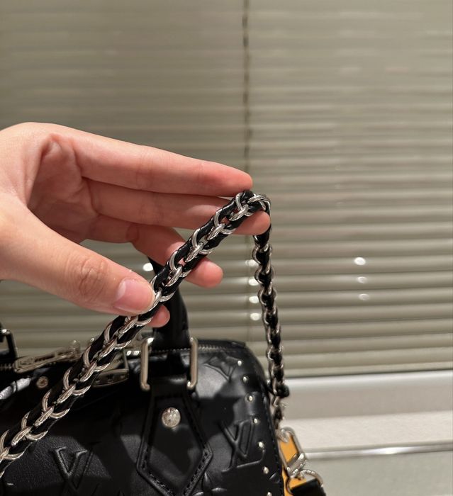 Сумка жіноча натуральна шкіра в тренді  луі вітон сумочка