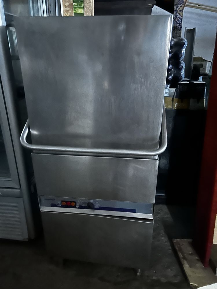 Maquina de lavar louça cupula