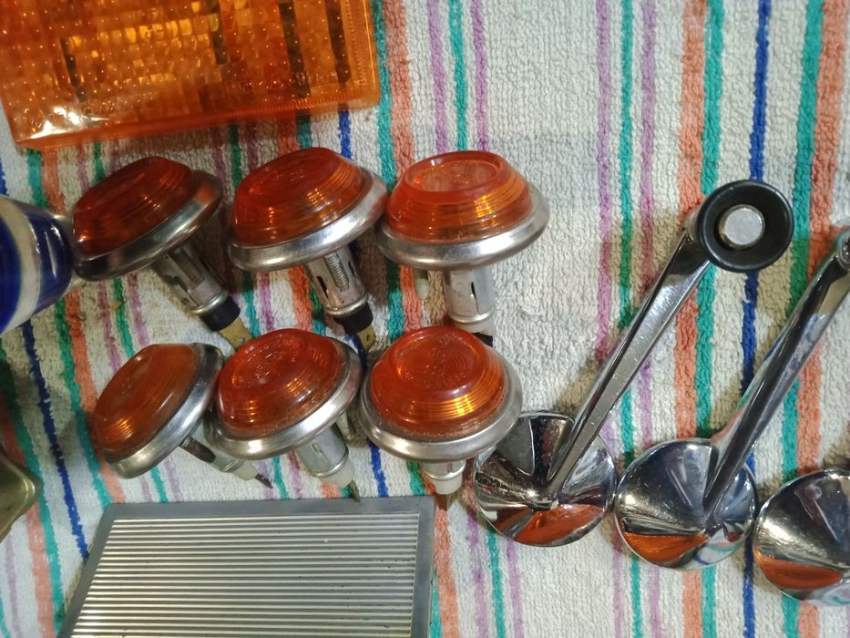 Передние поворотники,повторители в крылья на ВАЗ 2101,2102,21011,