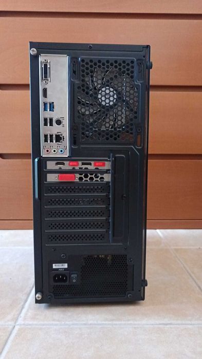 Torre Gaming Nox Black