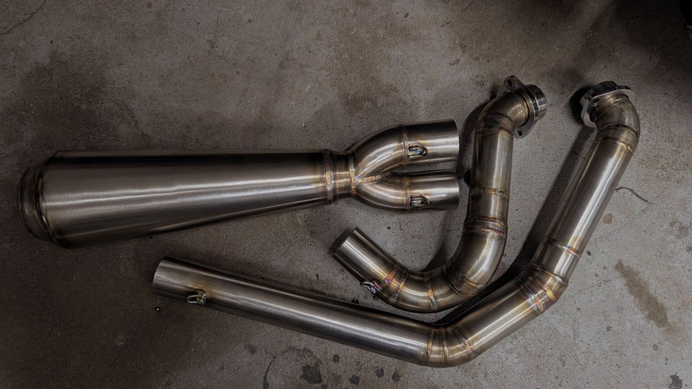 Układy wydechowe motocykle, wydech motocyklowy custom Harley Davidson