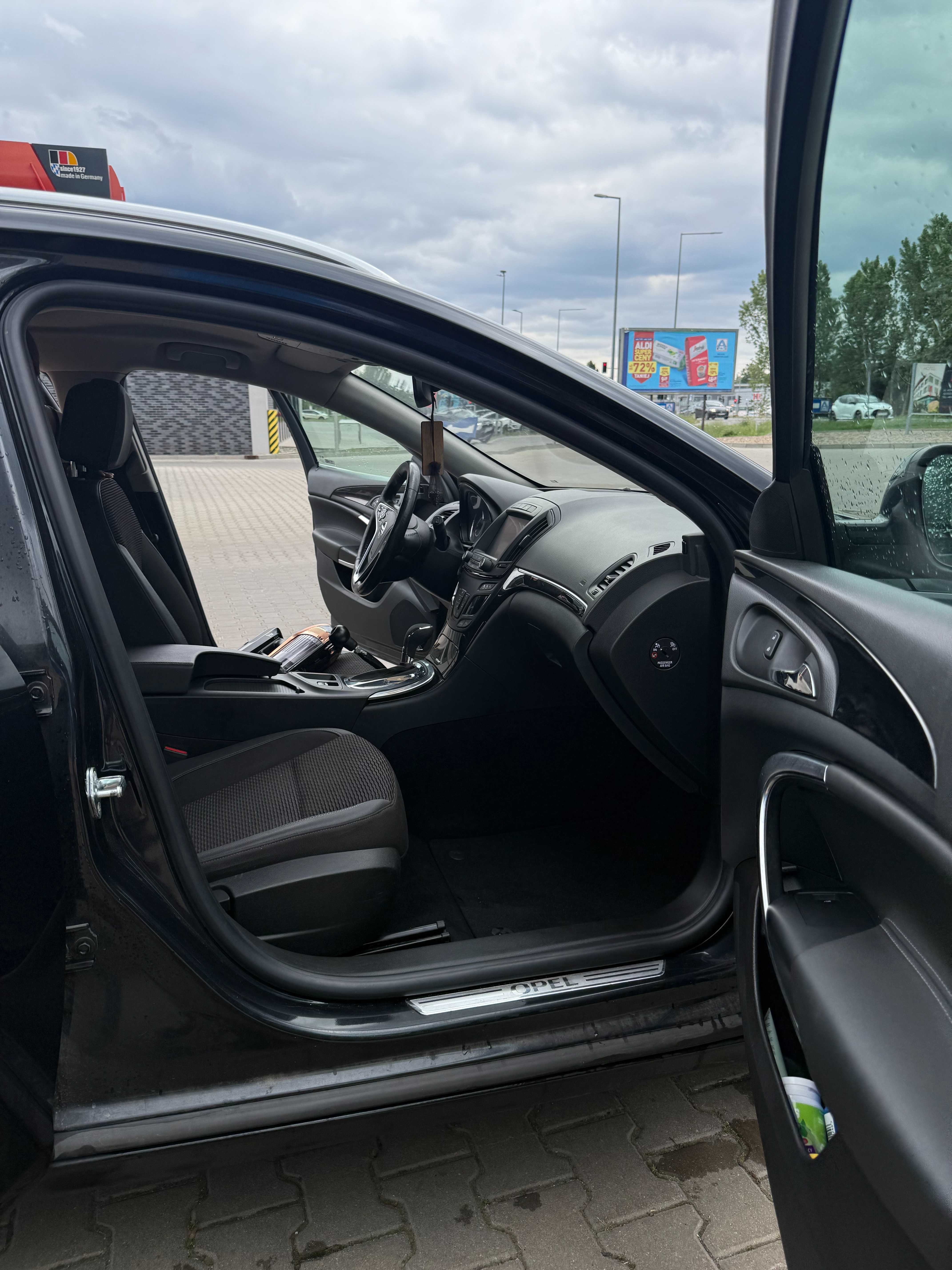 Opel Insignia 2.0 CDTI Sports Tourer Automatik Edition