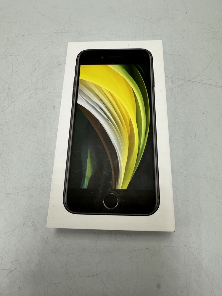 Apple iPhone SE 2020 64GB czarny