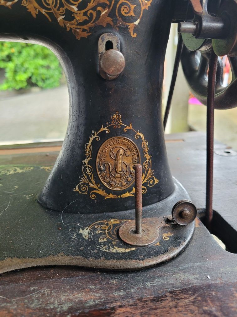 maquina de costura antiga