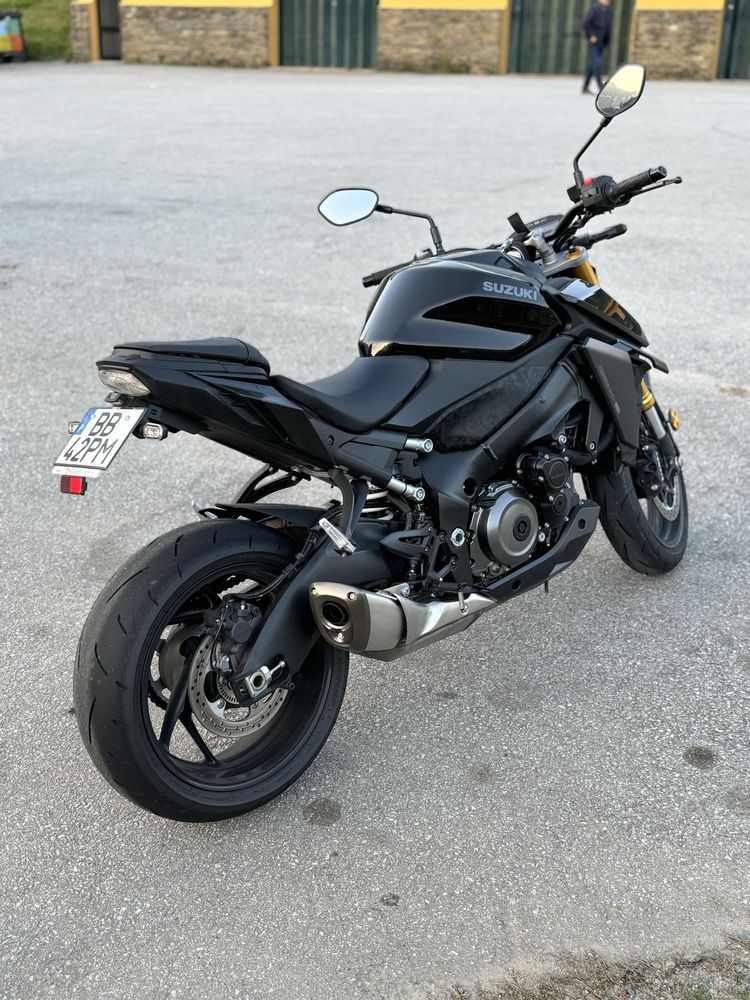 Suzuki gsx-s 1000