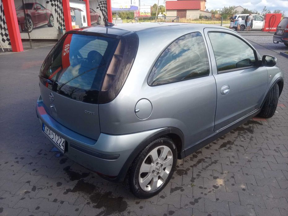 Opel Corsa C 2004r. 1 .3CDTi diesel.