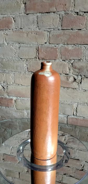 Zabytkowa kamionkowa butelka ceramiczna – solidny kawał historii!
