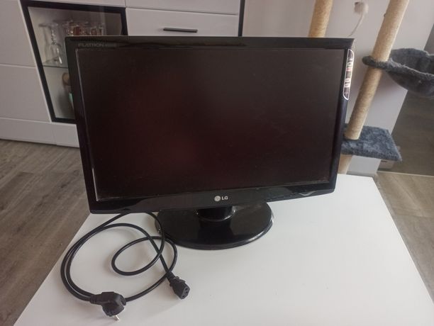 monitor LG flatron W2243S
