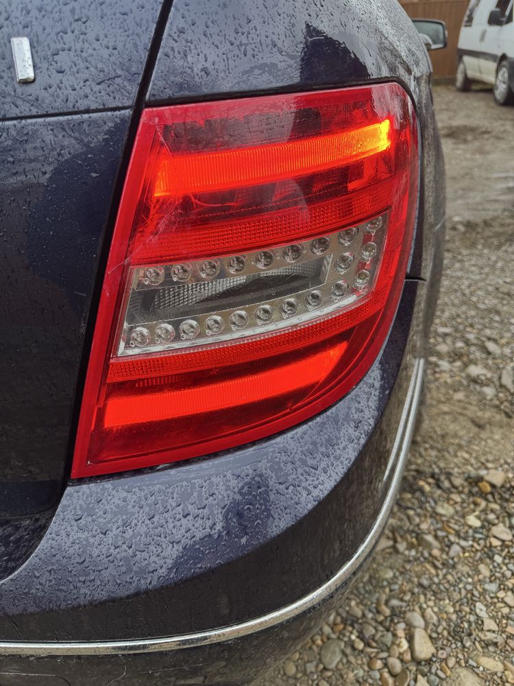 Задні стопи led mercedes w204 c class універсал
