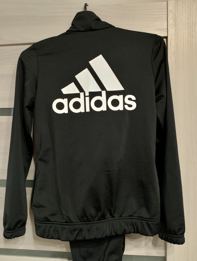 Спортивний костюм Adidas