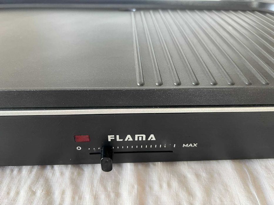 Grelhador elétrico Flama 4840FL
