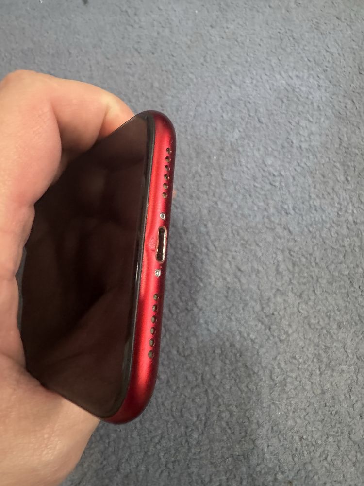 Продам iphone XR icloud