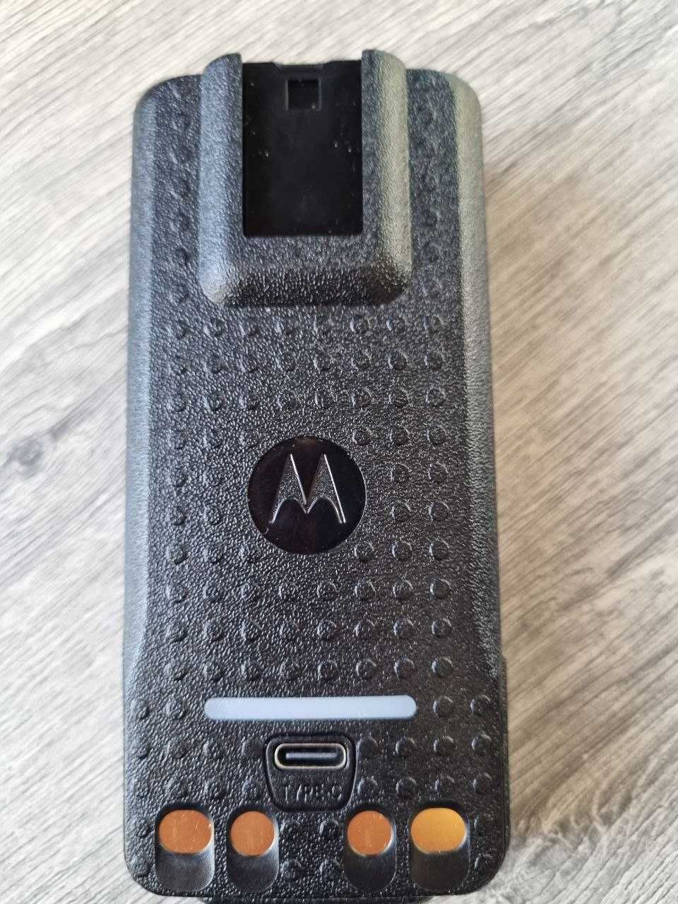 Аккумулятор Li-ion для радиостанции Motorola DP 4400 TYPE-C c клипсой