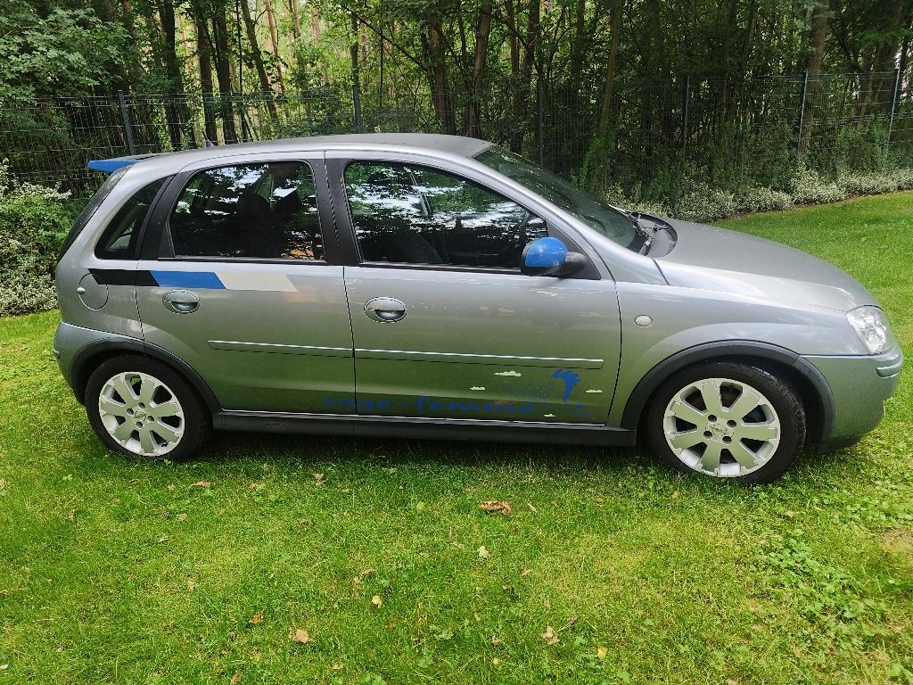 Opel corsa-c 1.8