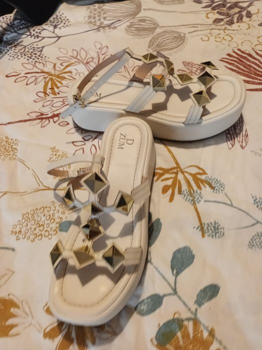 Novos nunca usadas sandalias