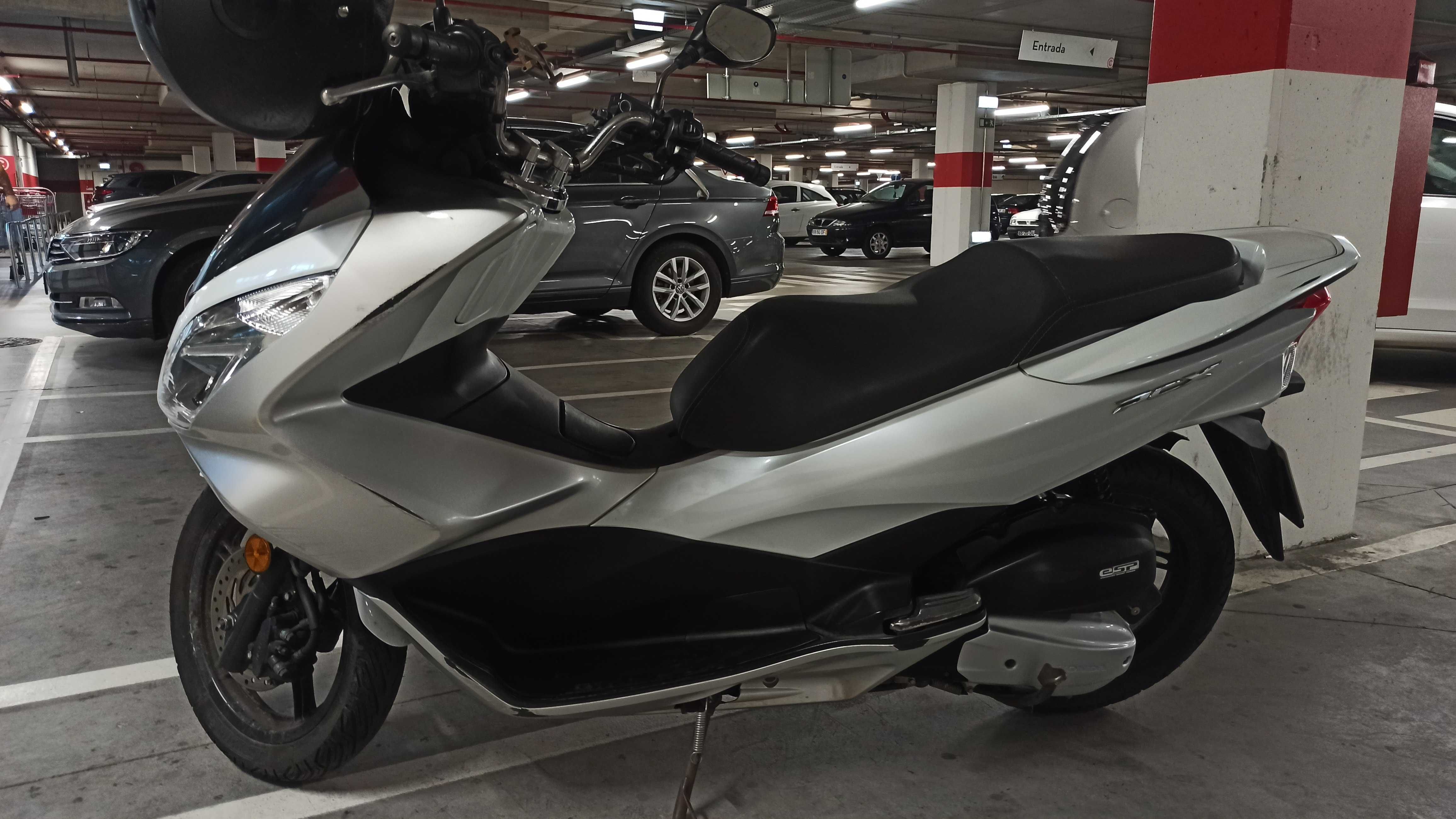 PCX 2017 Muito Estimada