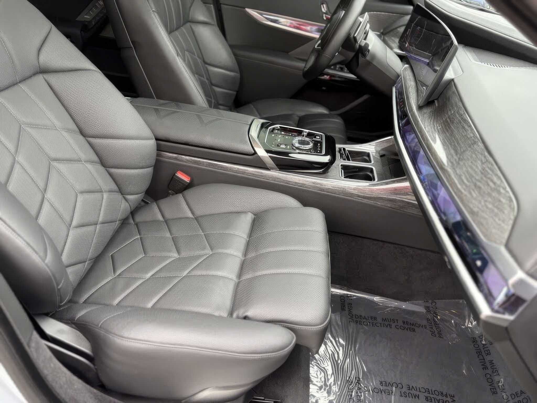 2024 BMW 7 Series 760i xDrive