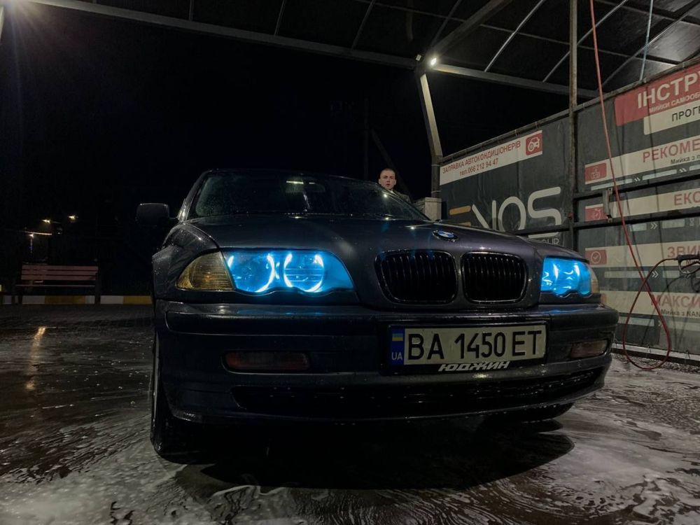Гарний автомобіль BMW E46 320D