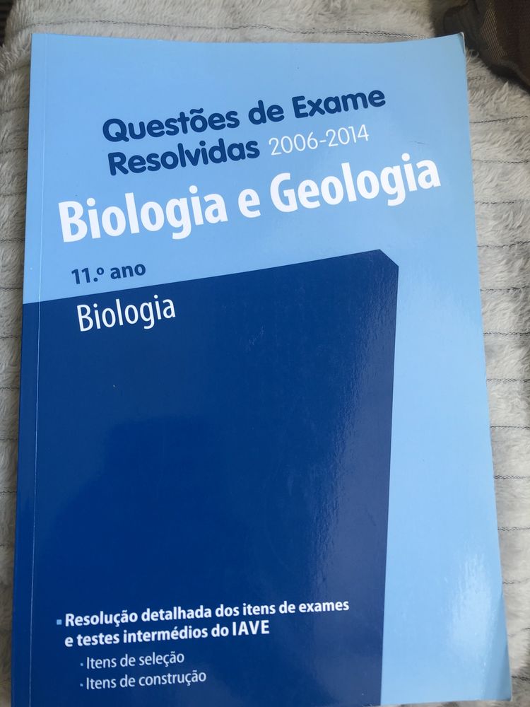 Livro Questões de exame Biologia e Geologia