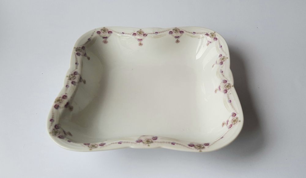 Zabytkowa porcelanowa misa - półmisek  - sygnowana  - 1908 rok.