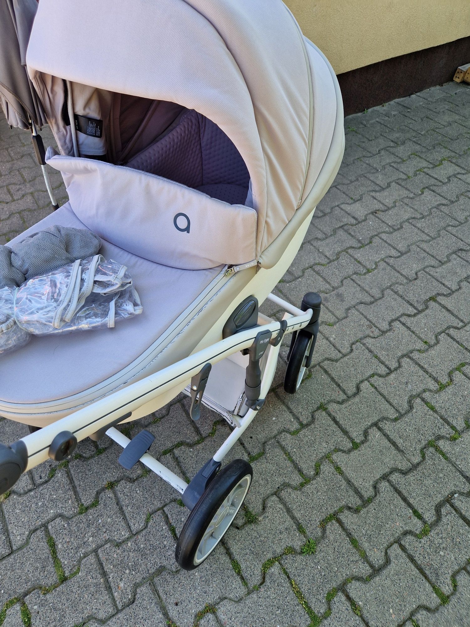 Wózek dziecięcy 2w1 Anex m/type gondola + spacerówka