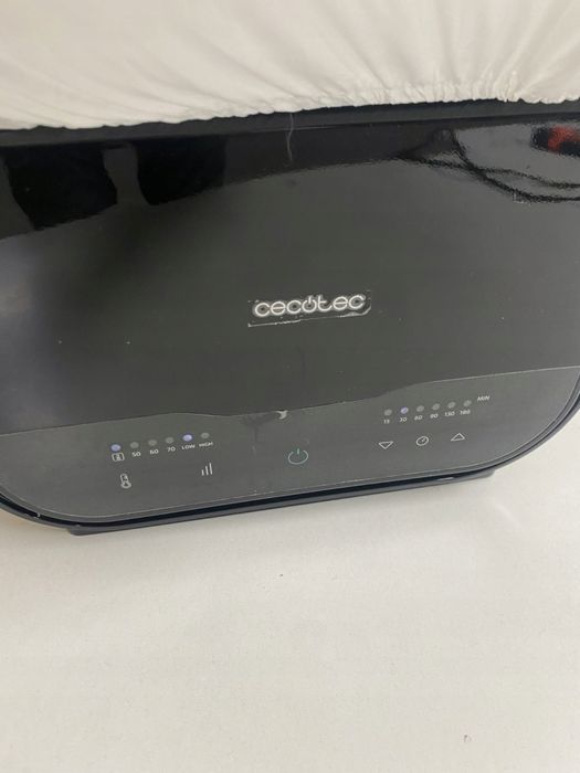 Cecotec 08500 Stojak Do Prasowania I Suszenia Ubrań 1200W