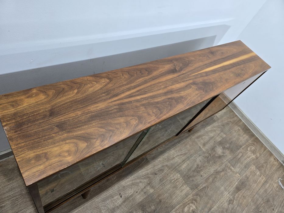 Komoda prl transport