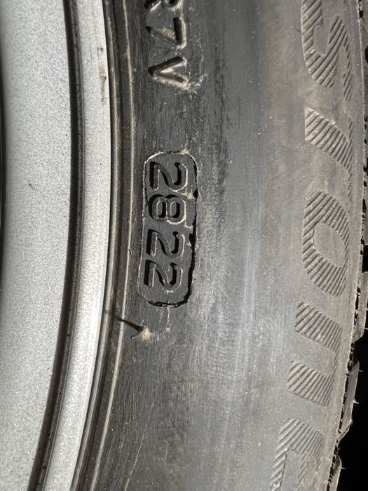 155/70/19 Bridgestone Blizzak LM-500 155/70 R19 84Q