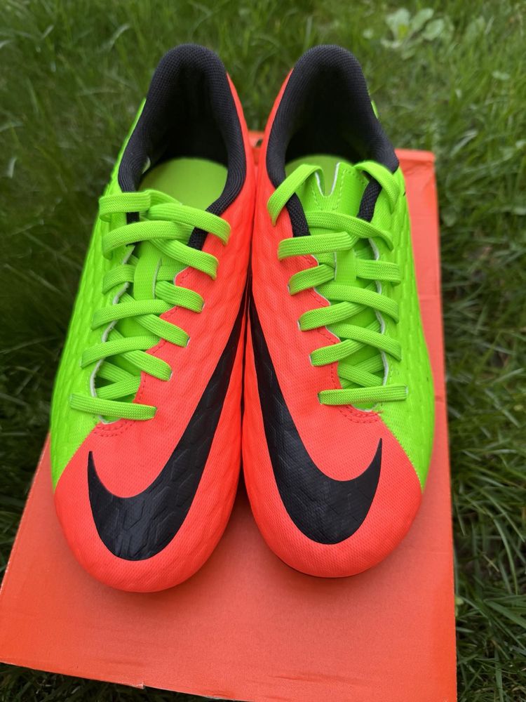 Копочки Nike Hypervenom Phade