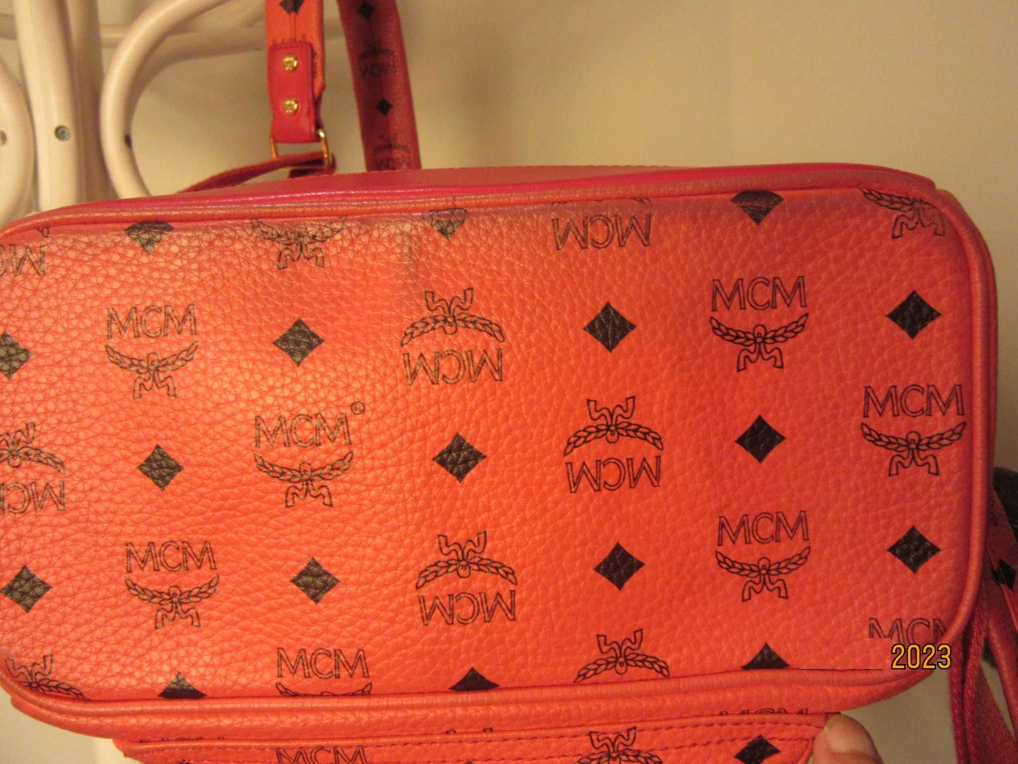 Mochila MCM | Coral Média | Heritage Collection