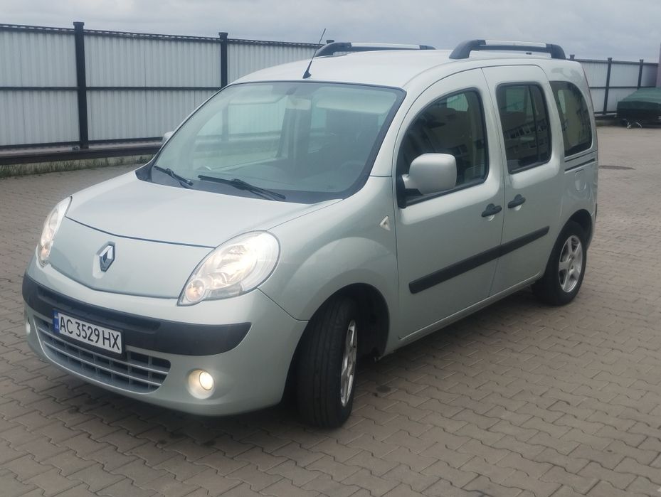 RENAULT Kangoo  з рідним пробігом