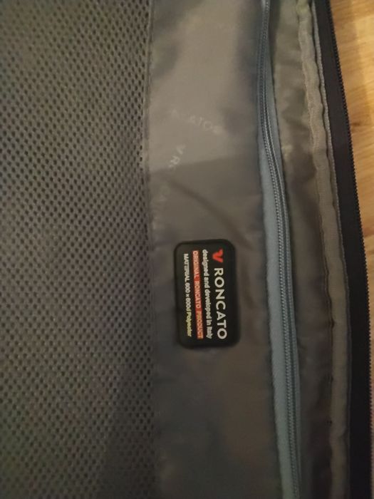 Walizka  roncato bdb stan