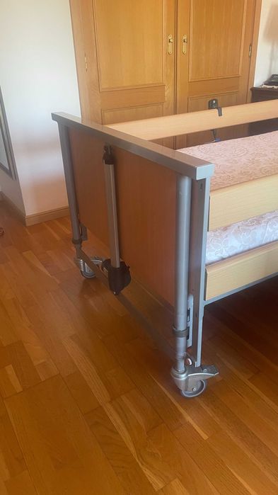 Cama Eléctrica Articulada em ótimo estado