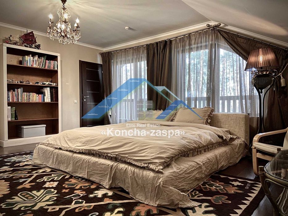 Дом в клубном КГ с бассейном. Козин. Конча Заспа