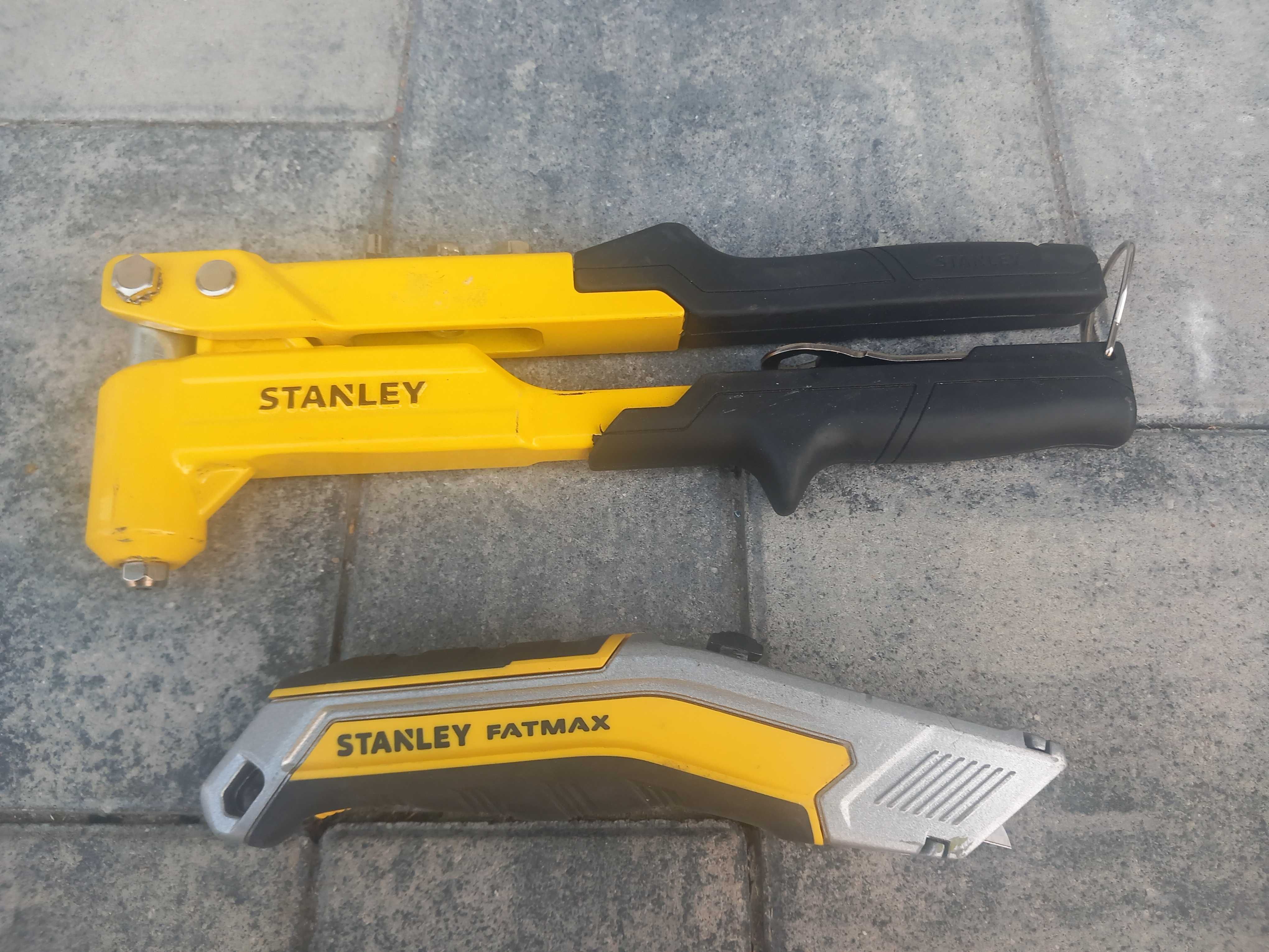 Nitownica ręczna Stanley z nożykiem Stanley fatmax