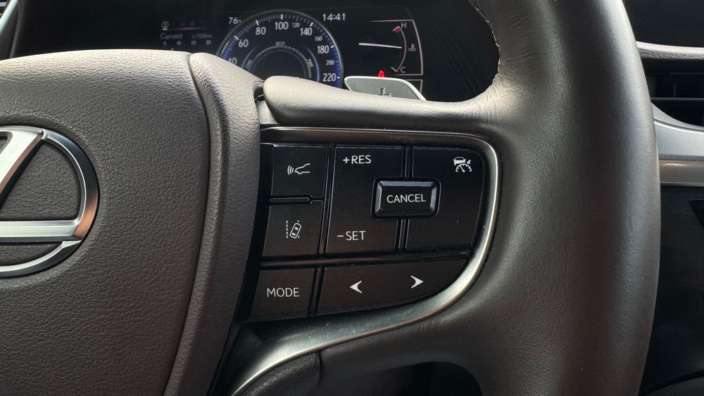 Продам Lexus ES 300 Hybrid 2021 Ідеальний і Максимальний